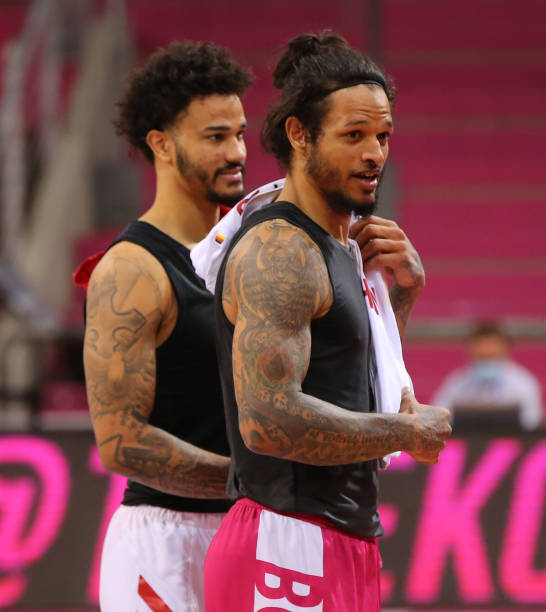 往往在对手 往往在对手