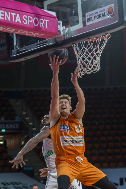 与紧张的足 与紧张的足