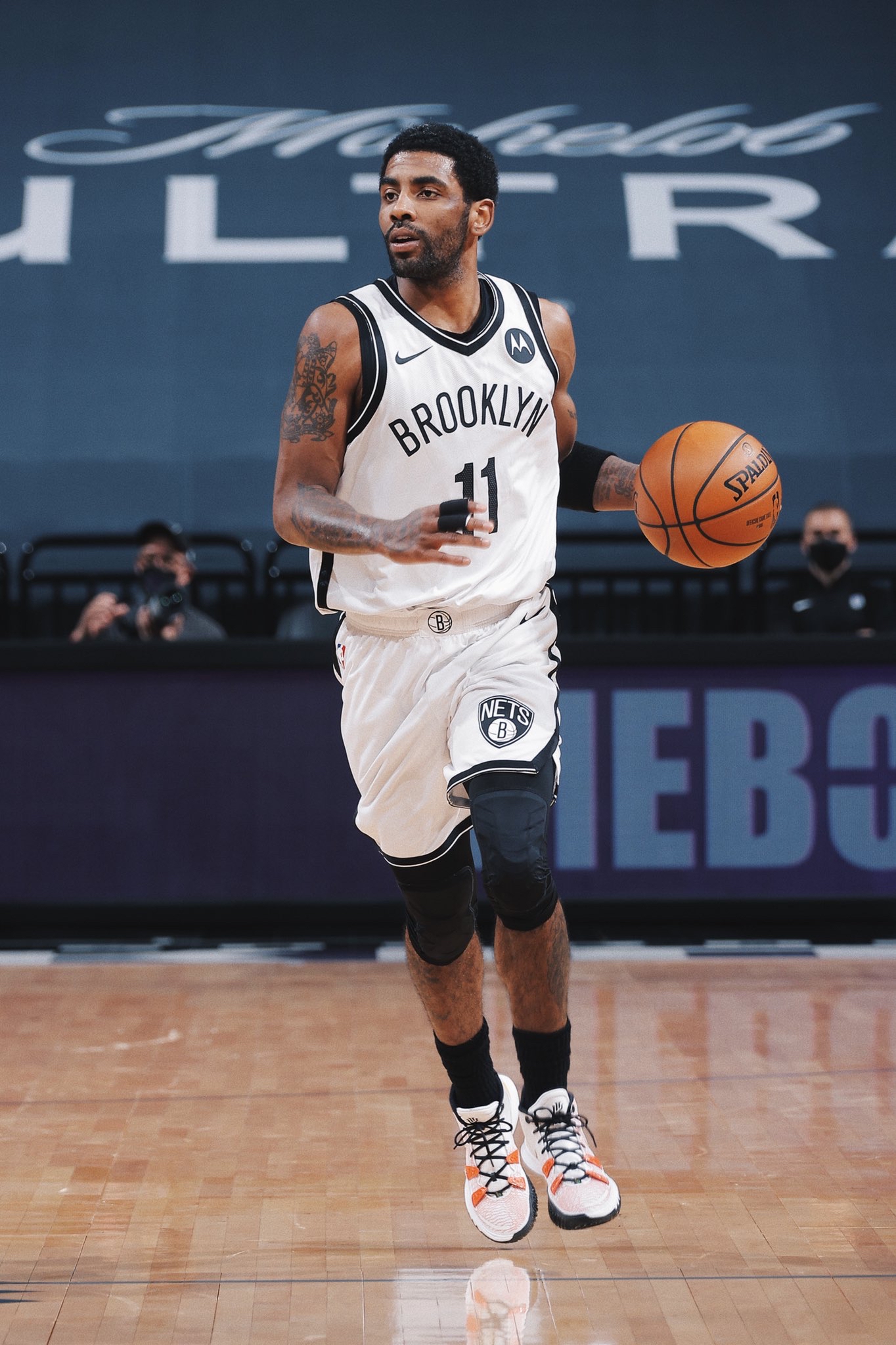 球运动员来 球运动员来