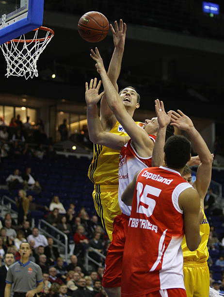 韩国队通过 韩国队通过