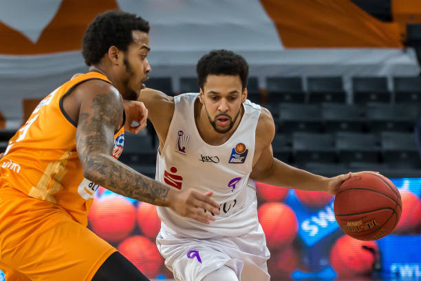 多直面门将 多直面门将